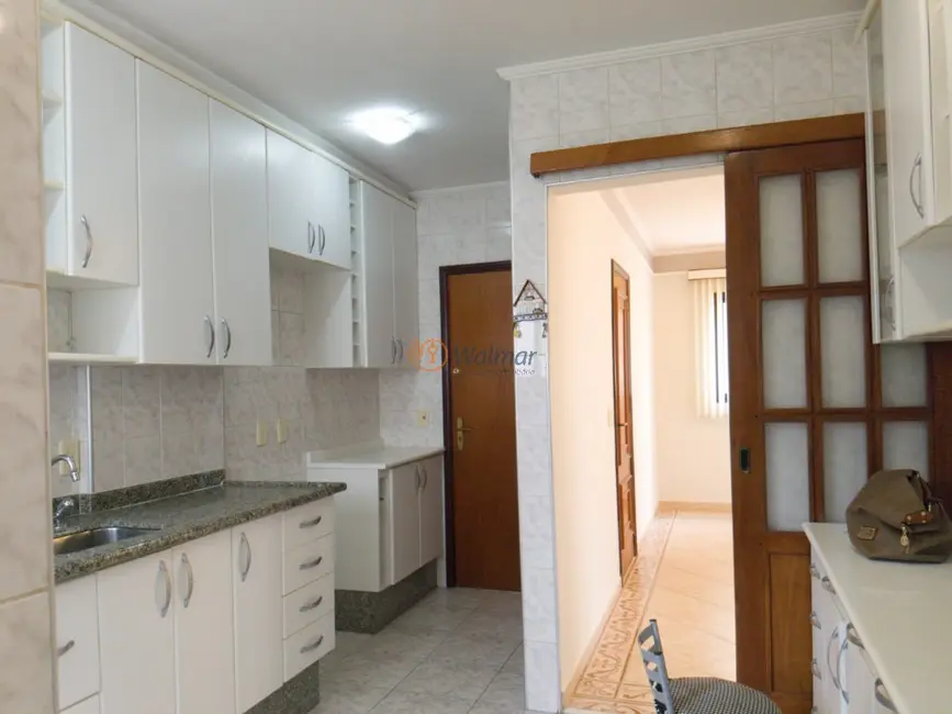 Apartamento com 3 quartos à venda, 101m2 em Cambuí, Campinas - SP - imagem 9 Foto 9 de Apartamento com 3 quartos à venda, 101m2 em Cambuí, Campinas - SP