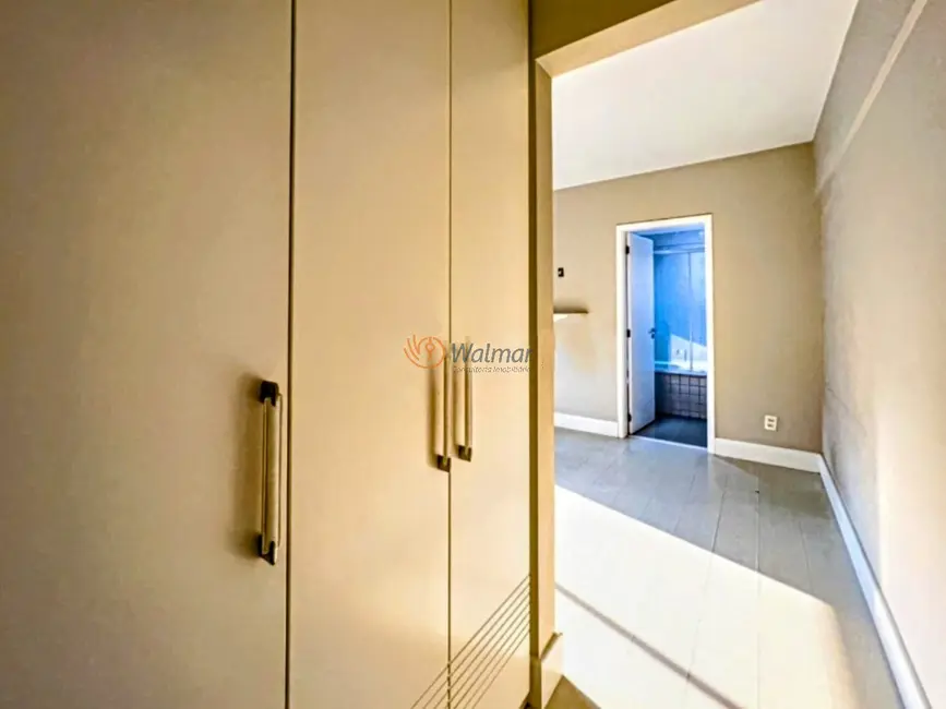 Foto 3 de Apartamento com 3 quartos à venda, 163m2 em Cambuí, Campinas - SP