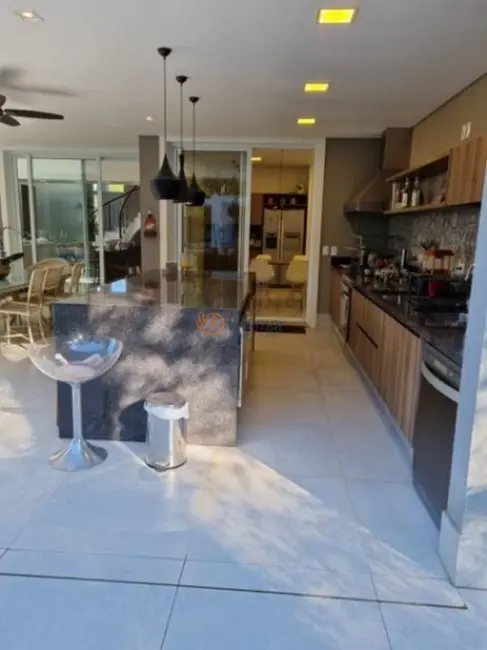 Casa de Condomínio com 5 quartos à venda, 590m2 em Loteamento Alphaville Campinas, Campinas - SP - imagem 8 Foto 8 de Casa de Condomínio com 5 quartos à venda, 590m2 em Loteamento Alphaville Campinas, Campinas - SP