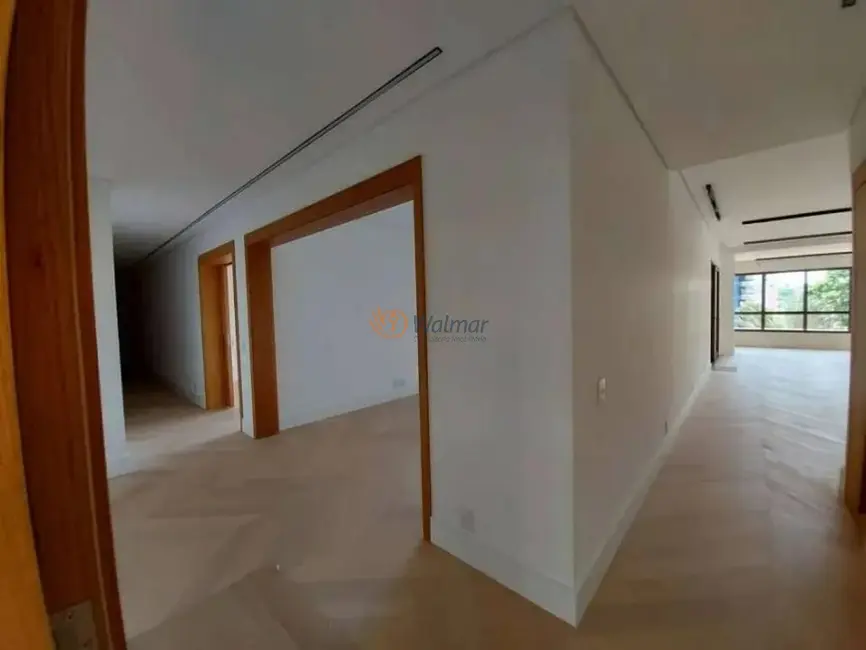 Foto 9 de Apartamento com 4 quartos à venda, 468m2 em Cambuí, Campinas - SP