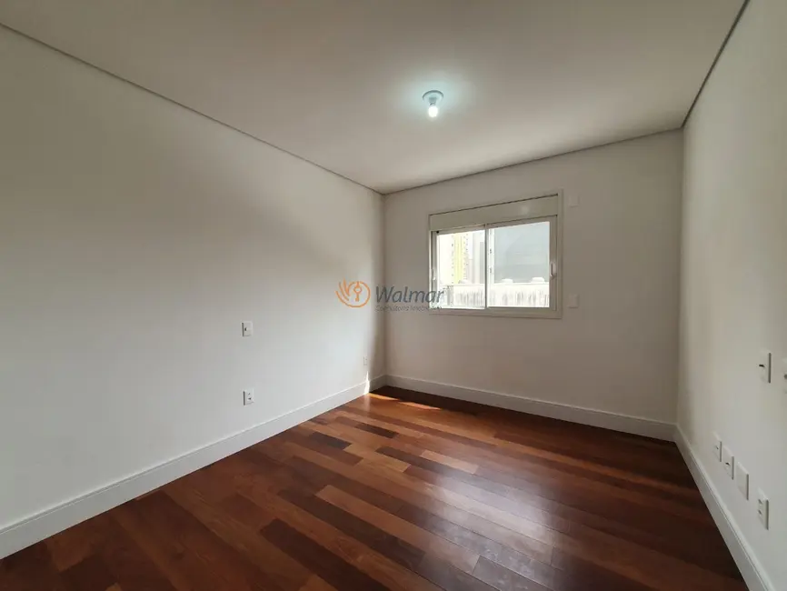 Apartamento com 4 quartos à venda, 318m2 em Cambuí, Campinas - SP - imagem 8 Foto 8 de Apartamento com 4 quartos à venda, 318m2 em Cambuí, Campinas - SP