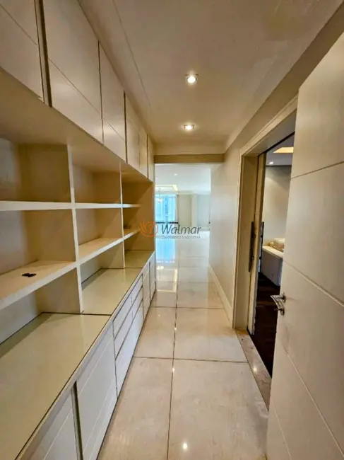 Apartamento com 4 quartos à venda, 281m2 em Cambuí, Campinas - SP - imagem 5 Foto 5 de Apartamento com 4 quartos à venda, 281m2 em Cambuí, Campinas - SP