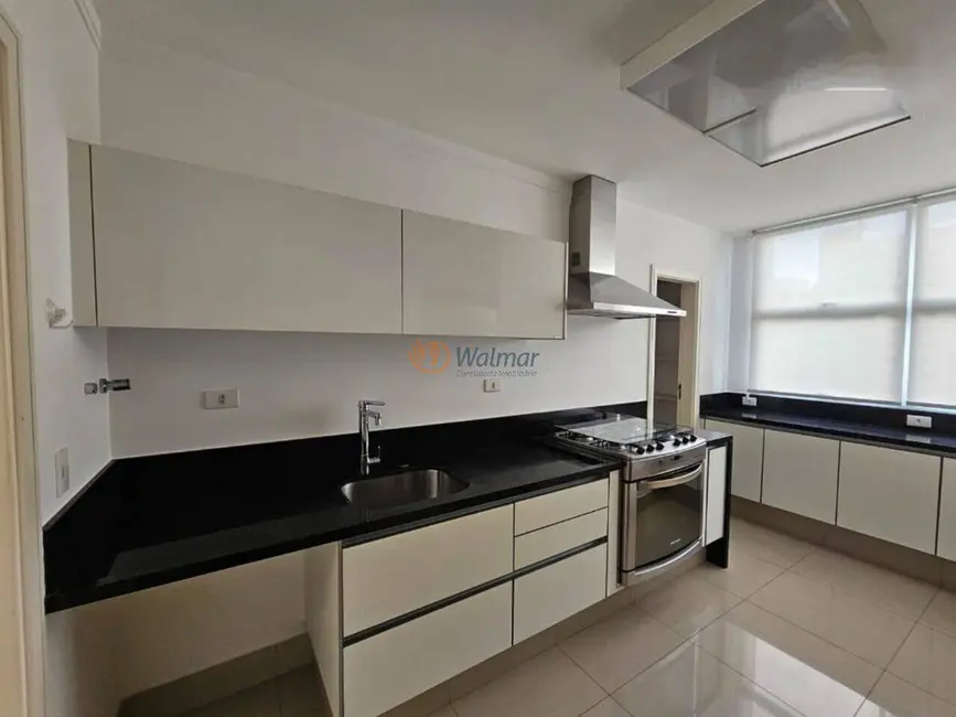 Apartamento com 4 quartos à venda, 281m2 em Cambuí, Campinas - SP - imagem 7 Foto 7 de Apartamento com 4 quartos à venda, 281m2 em Cambuí, Campinas - SP