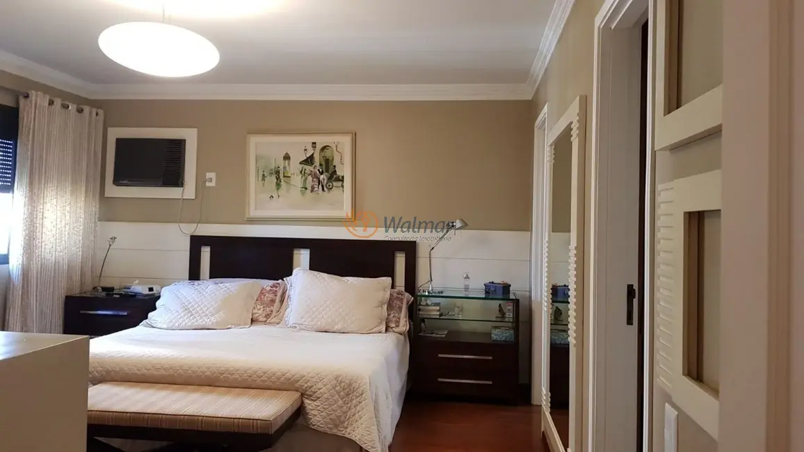 Apartamento com 4 quartos à venda, 269m2 em Cambuí, Campinas - SP - imagem 7 Foto 7 de Apartamento com 4 quartos à venda, 269m2 em Cambuí, Campinas - SP