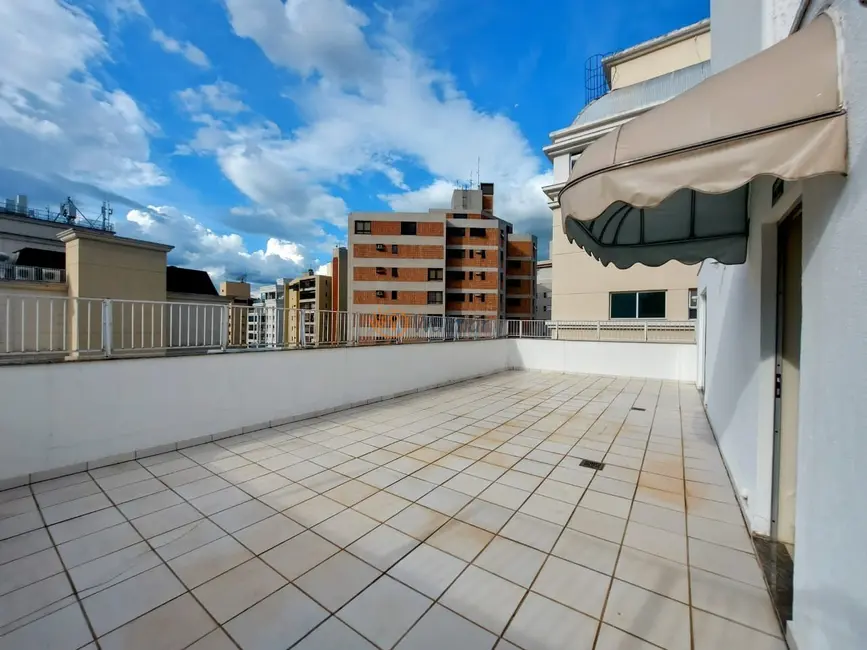 Apartamento com 3 quartos à venda, 144m2 em Cambuí, Campinas - SP - imagem 9 Foto 9 de Apartamento com 3 quartos à venda, 144m2 em Cambuí, Campinas - SP