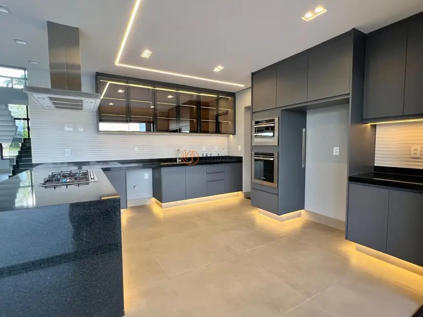 Foto 3 de Casa de Condomínio com 5 quartos à venda e para alugar, 440m2 em Alphaville Dom Pedro, Campinas - SP