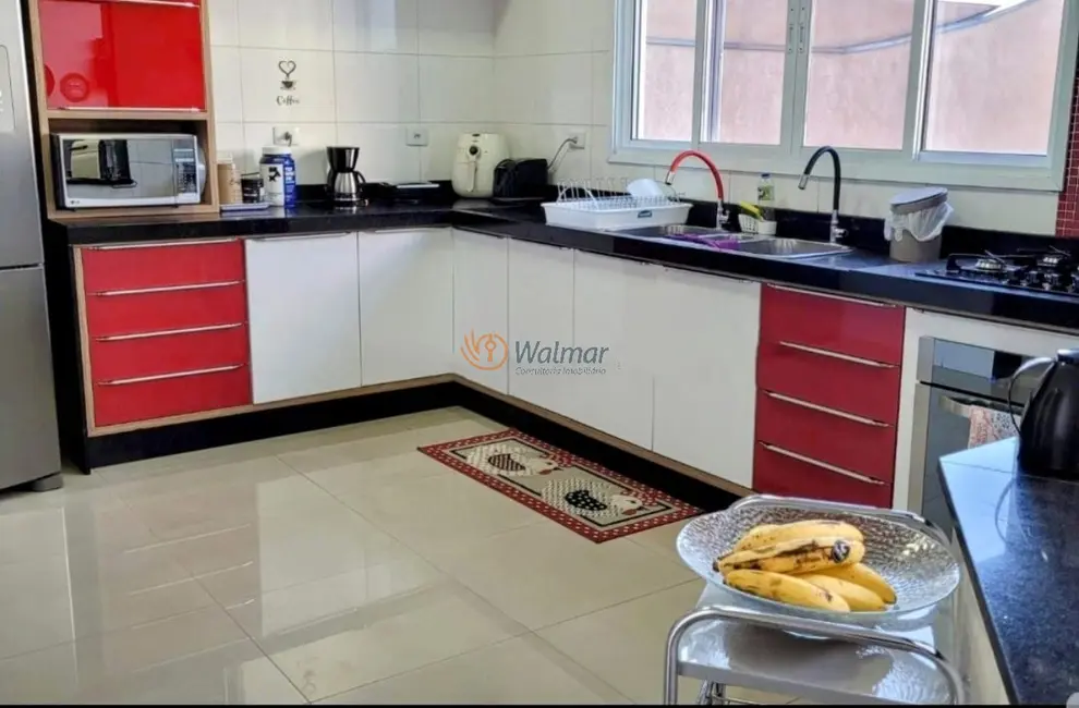 Foto 8 de Casa de Condomínio com 3 quartos à venda, 320m2 em Jardim Jurema, Valinhos - SP