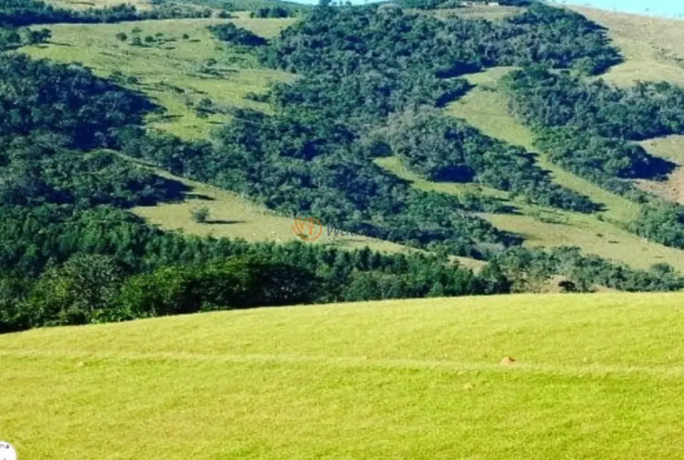 Foto 5 de Sítio / Rancho com 3 quartos à venda, 320m2 em Centro, Monte Siao - MG
