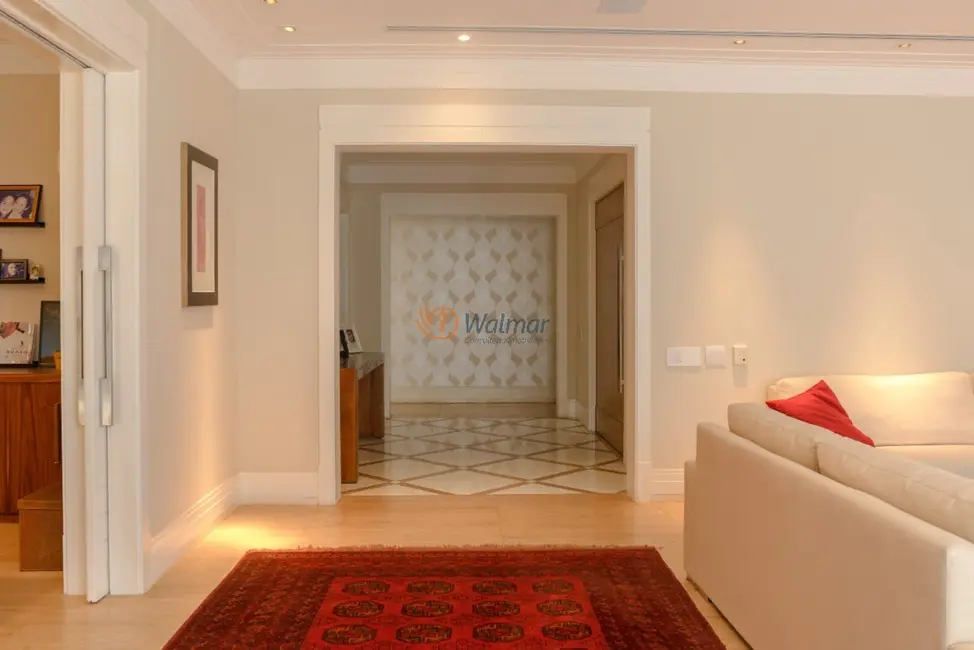 Apartamento com 4 quartos à venda e para alugar, 488m2 em Cambuí, Campinas - SP - imagem 9 Foto 9 de Apartamento com 4 quartos à venda e para alugar, 488m2 em Cambuí, Campinas - SP