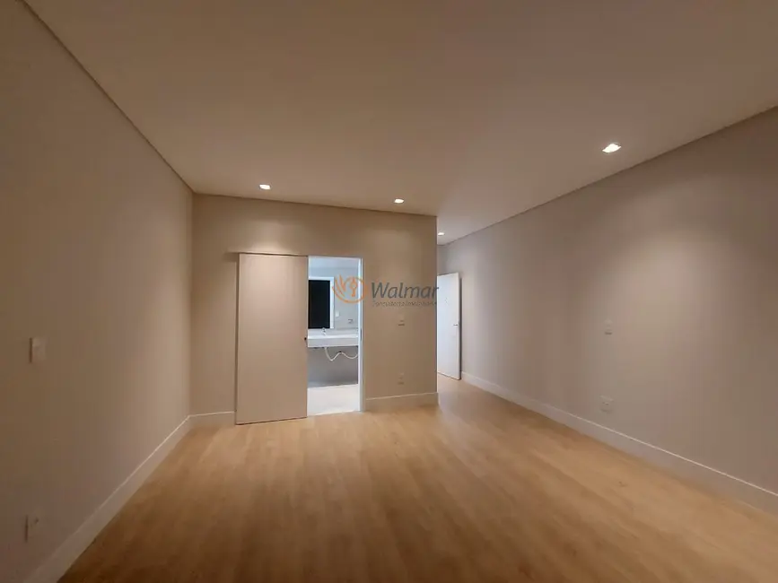 Casa de Condomínio com 3 quartos à venda, 260m2 em Campinas - SP - imagem 3 Foto 3 de Casa de Condomínio com 3 quartos à venda, 260m2 em Campinas - SP