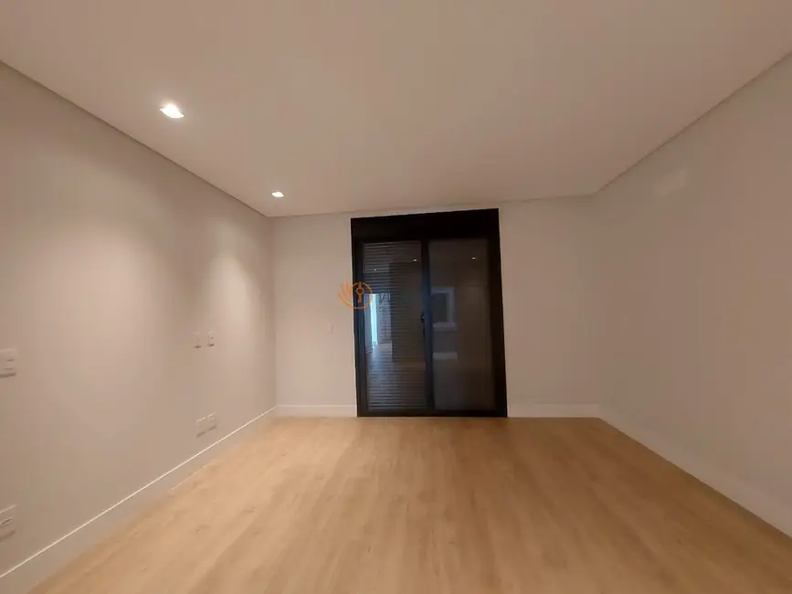 Casa de Condomínio com 3 quartos à venda, 260m2 em Campinas - SP - imagem 4 Foto 4 de Casa de Condomínio com 3 quartos à venda, 260m2 em Campinas - SP