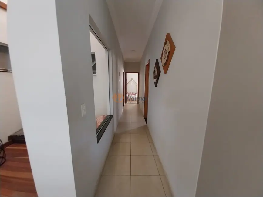 Casa de Condomínio com 3 quartos à venda e para alugar, 165m2 em Cascata, Paulinia - SP - imagem 3 Foto 3 de Casa de Condomínio com 3 quartos à venda e para alugar, 165m2 em Cascata, Paulinia - SP