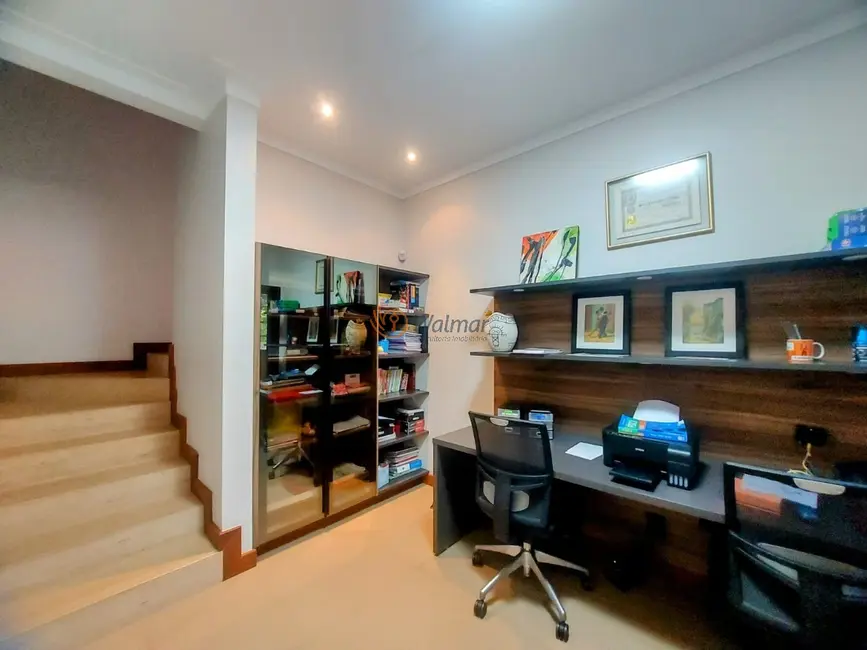 Foto 9 de Casa de Condomínio com 4 quartos para alugar, 400m2 em Loteamento Mont Blanc Residence, Campinas - SP