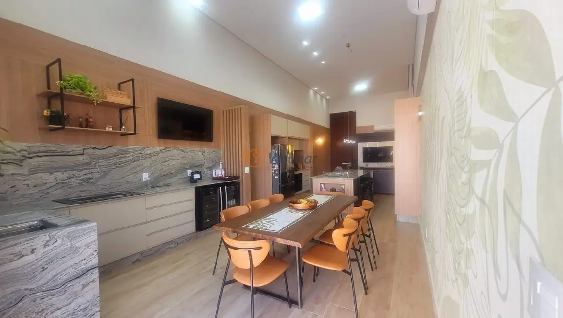 Foto 7 de Casa de Condomínio com 4 quartos à venda, 230m2 em Swiss Park, Campinas - SP