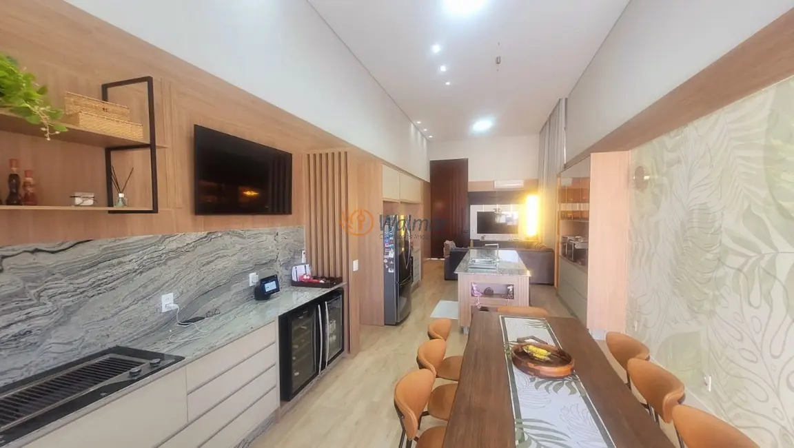 Foto 8 de Casa de Condomínio com 4 quartos à venda, 230m2 em Swiss Park, Campinas - SP