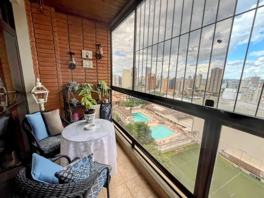 Foto 2 de Apartamento com 4 quartos à venda, 129m2 em Cambuí, Campinas - SP