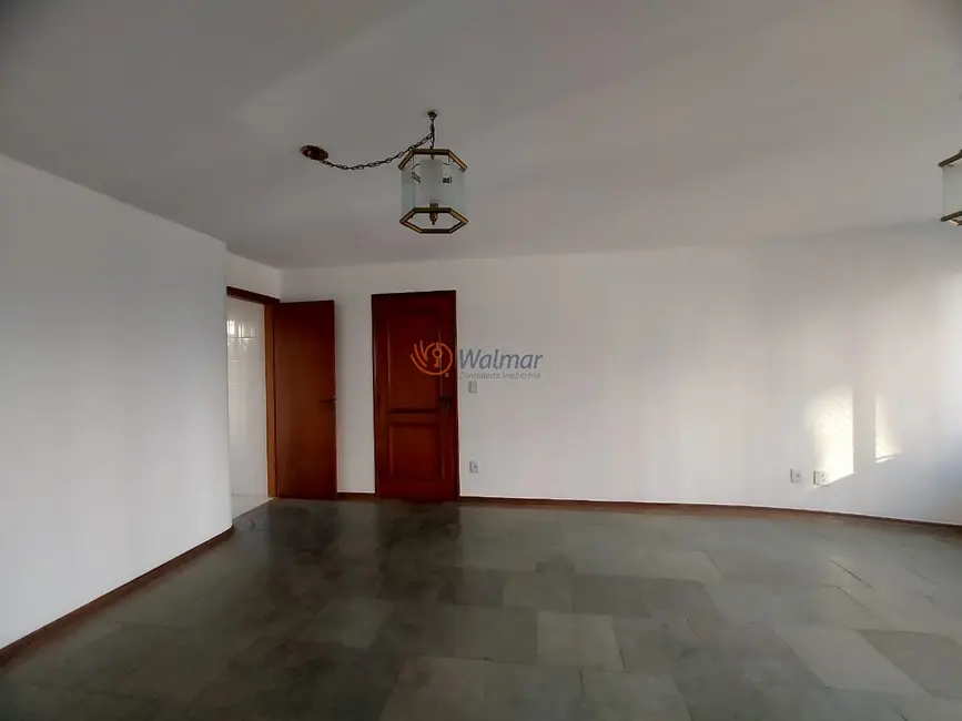 Apartamento com 3 quartos à venda, 134m2 em Cambuí, Campinas - SP - imagem 4 Foto 4 de Apartamento com 3 quartos à venda, 134m2 em Cambuí, Campinas - SP