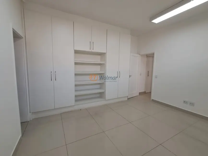 Sala Comercial com 11 quartos para alugar, 425m2 em Cambuí, Campinas - SP - imagem 9 Foto 9 de Sala Comercial com 11 quartos para alugar, 425m2 em Cambuí, Campinas - SP
