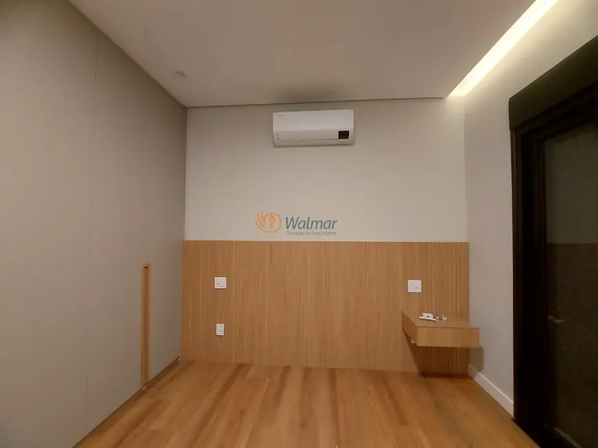 Casa de Condomínio com 3 quartos à venda, 230m2 em Campinas - SP - imagem 6 Foto 6 de Casa de Condomínio com 3 quartos à venda, 230m2 em Campinas - SP