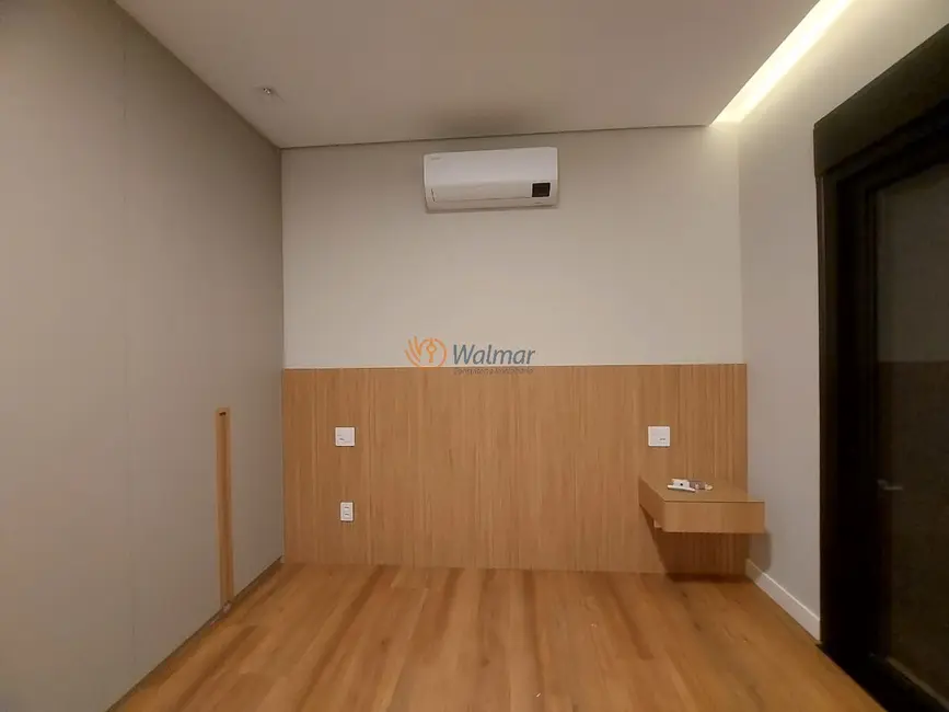 Casa de Condomínio com 3 quartos à venda, 230m2 em Campinas - SP - imagem 7 Foto 7 de Casa de Condomínio com 3 quartos à venda, 230m2 em Campinas - SP