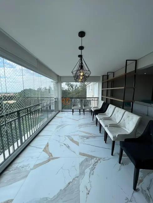 Apartamento com 3 quartos para alugar, 142m2 em Jardim Chapadão, Campinas - SP - imagem 2 Foto 2 de Apartamento com 3 quartos para alugar, 142m2 em Jardim Chapadão, Campinas - SP