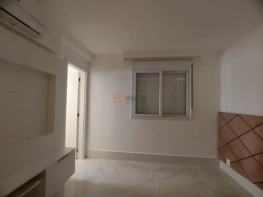 Apartamento com 3 quartos para alugar, 84m2 em Taquaral, Campinas - SP - imagem 3 Foto 3 de Apartamento com 3 quartos para alugar, 84m2 em Taquaral, Campinas - SP