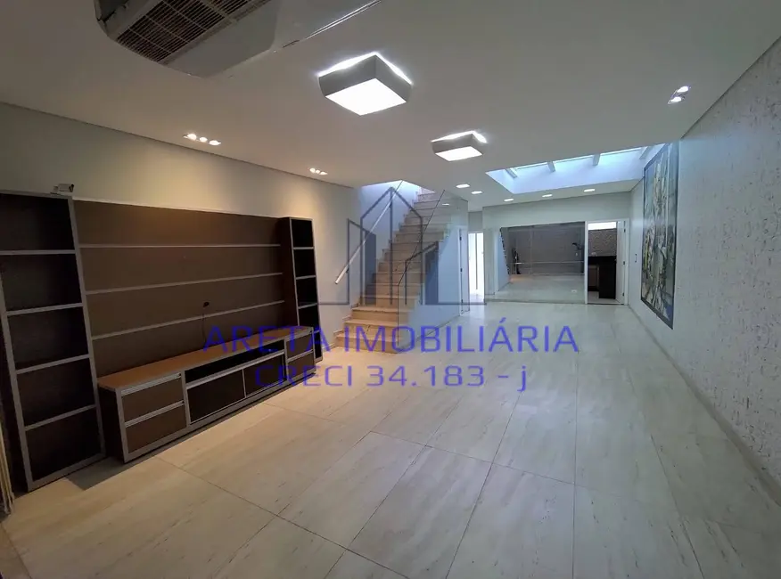 Foto 2 de Casa com 2 quartos à venda e para alugar, 229m2 em Ipiranga, São Paulo - SP