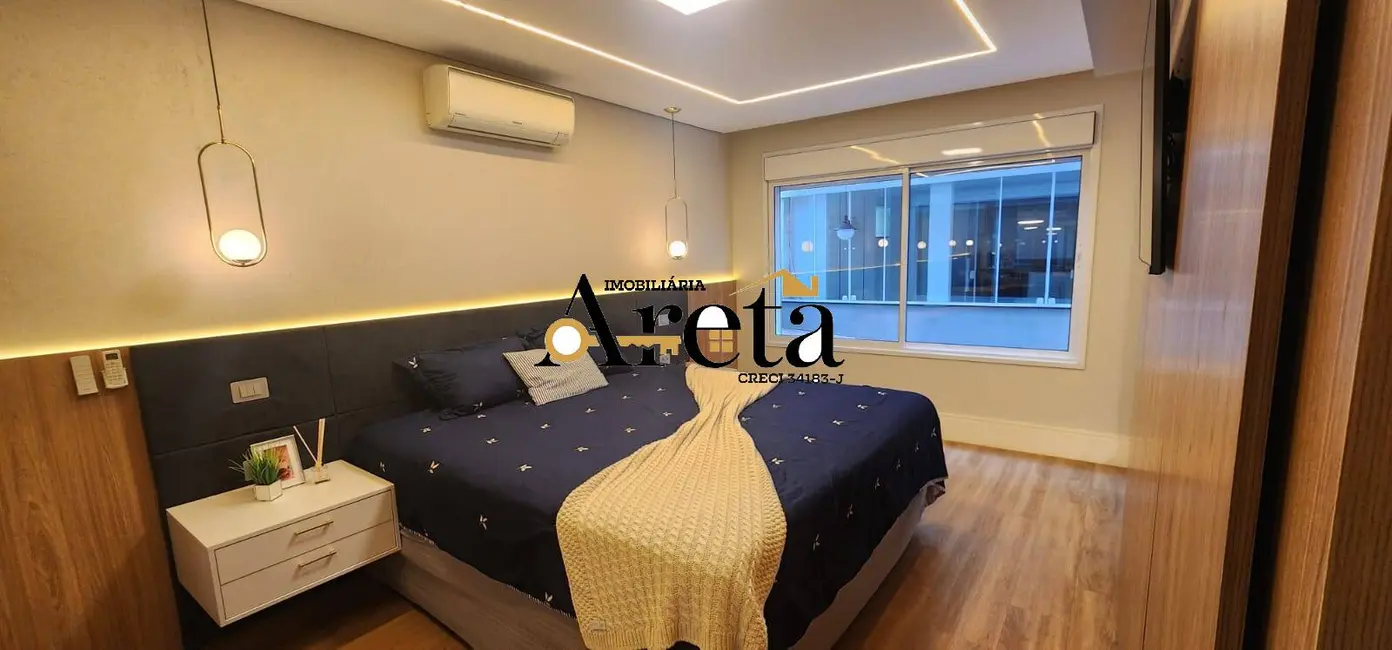 Foto 2 de Sobrado com 5 quartos à venda, 250m2 em Vila Brasilina, São Paulo - SP