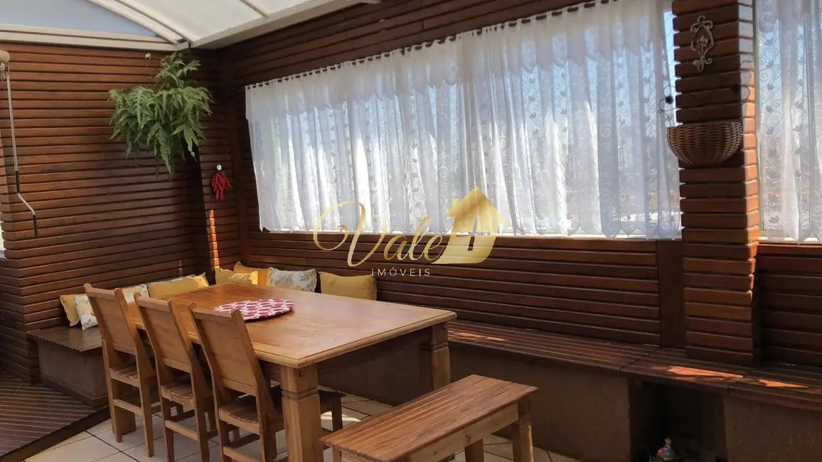 Apartamento com 4 quartos à venda, 218m2 em Sao Jose Dos Campos - SP - imagem 6 Foto 6 de Apartamento com 4 quartos à venda, 218m2 em Sao Jose Dos Campos - SP