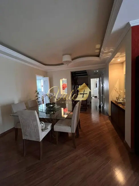 Apartamento com 4 quartos à venda, 218m2 em Sao Jose Dos Campos - SP - imagem 3 Foto 3 de Apartamento com 4 quartos à venda, 218m2 em Sao Jose Dos Campos - SP