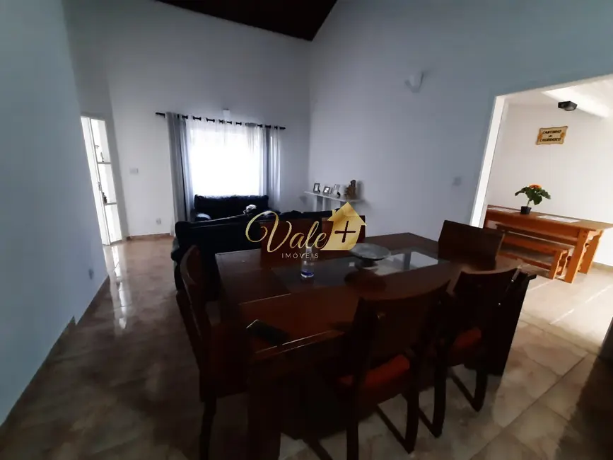 Foto 1 de Casa de Condomínio com 4 quartos à venda, 180m2 em Sao Jose Dos Campos - SP