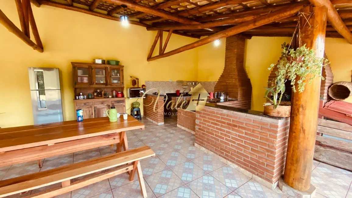 Foto 1 de Chácara com 3 quartos à venda, 220m2 em Centro, Monteiro Lobato - SP
