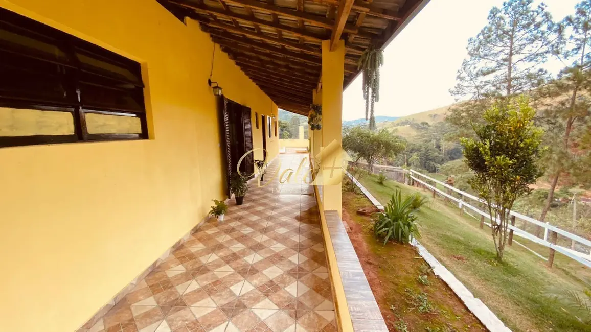 Foto 4 de Chácara com 3 quartos à venda, 220m2 em Centro, Monteiro Lobato - SP