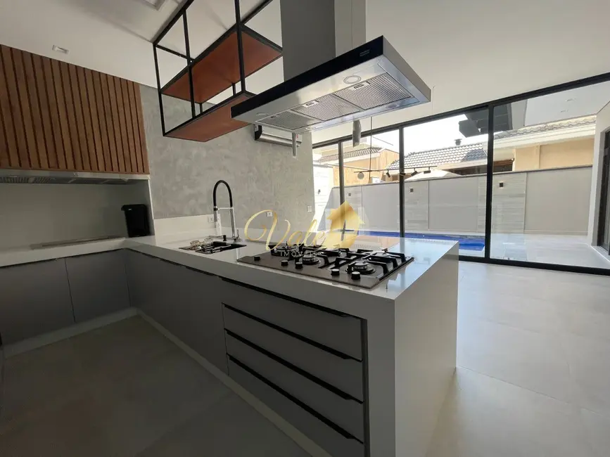 Casa de Condomínio com 4 quartos à venda, 270m2 em Sao Jose Dos Campos - SP - imagem 8 Foto 8 de Casa de Condomínio com 4 quartos à venda, 270m2 em Sao Jose Dos Campos - SP