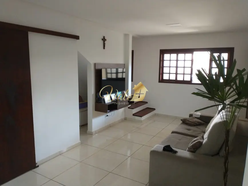 Foto 2 de Casa com 2 quartos à venda, 80m2 em Sao Jose Dos Campos - SP