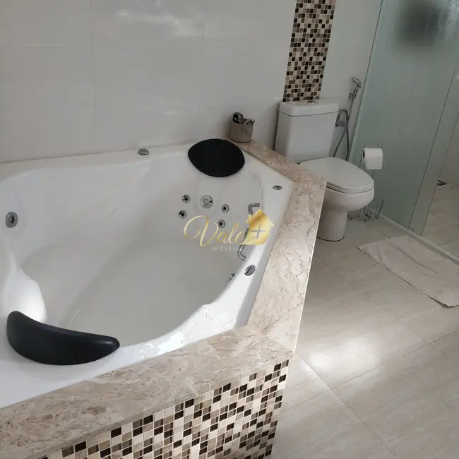 Foto 7 de Casa de Condomínio com 4 quartos à venda, 300m2 em Condomínio Residencial Mirante do Vale, Jacarei - SP