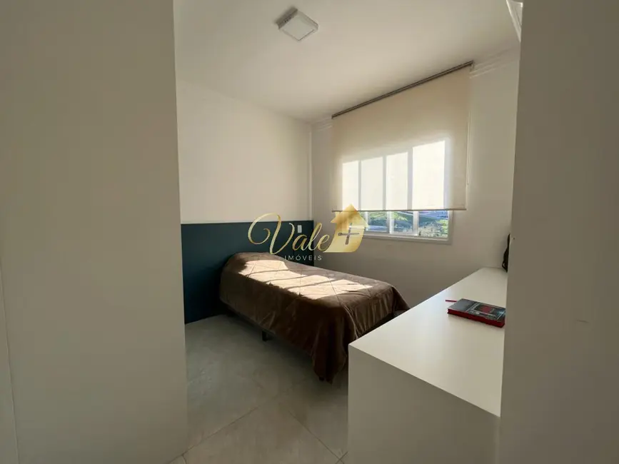 Foto 9 de Casa de Condomínio com 4 quartos à venda, 320m2 em Sao Jose Dos Campos - SP