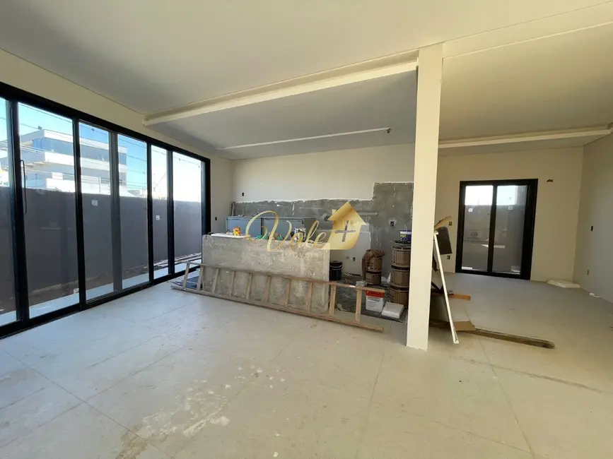 Foto 4 de Casa de Condomínio com 4 quartos à venda, 250m2 em Sao Jose Dos Campos - SP