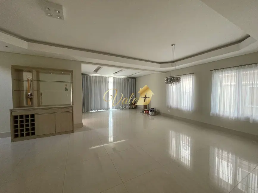 Foto 4 de Casa de Condomínio com 4 quartos à venda, 450m2 em Sao Jose Dos Campos - SP