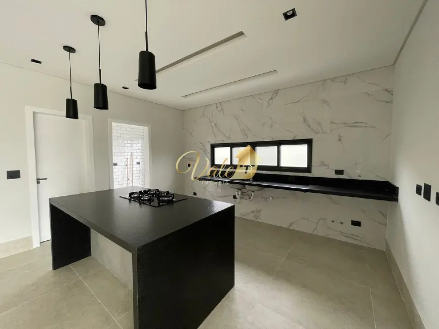 Foto 9 de Casa de Condomínio com 4 quartos à venda, 300m2 em Sao Jose Dos Campos - SP