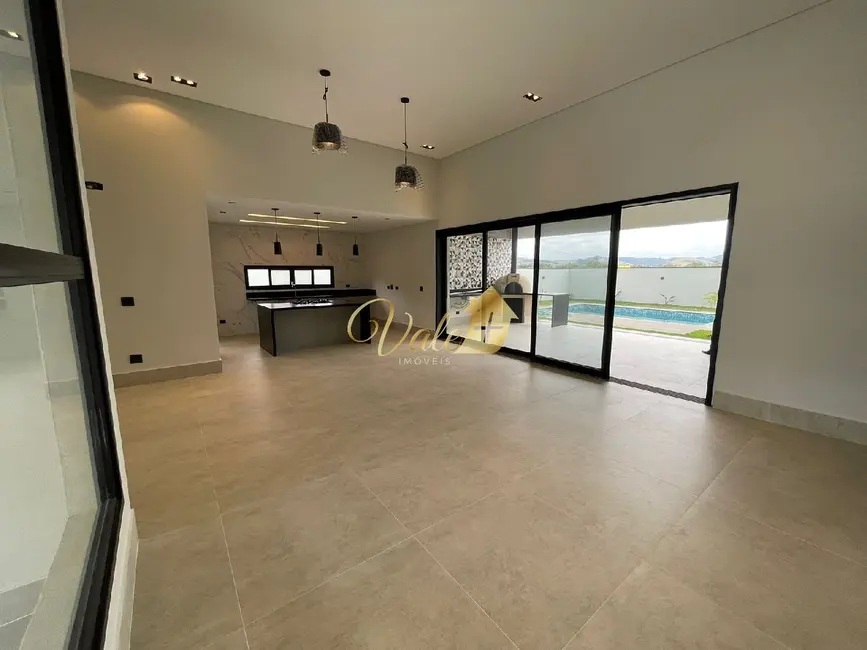 Foto 8 de Casa de Condomínio com 4 quartos à venda, 300m2 em Sao Jose Dos Campos - SP