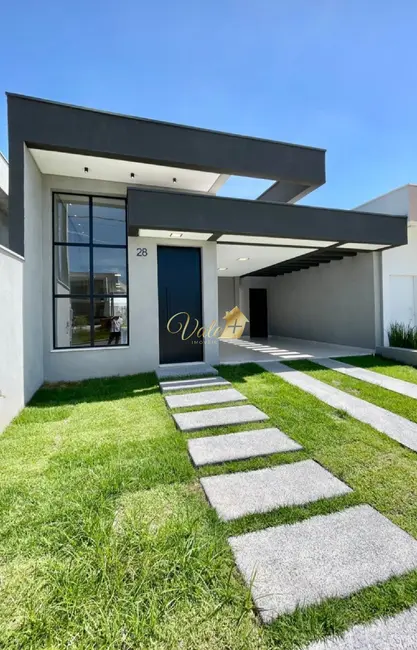 Foto 2 de Casa de Condomínio com 3 quartos à venda, 116m2 em Jardim Jacinto, Jacarei - SP