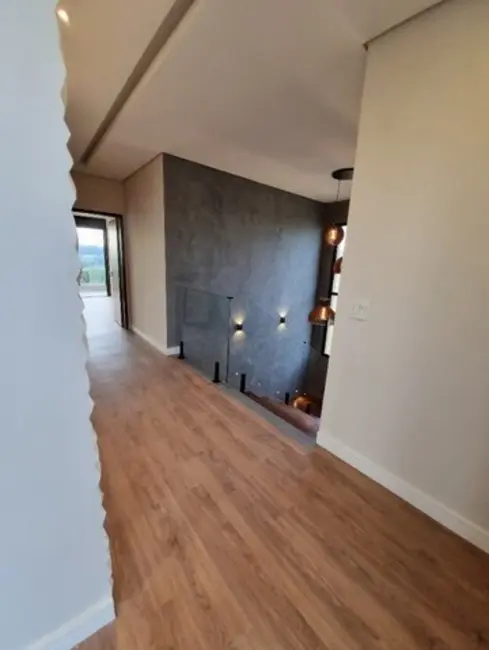 Casa de Condomínio com 4 quartos à venda, 392m2 em Sao Jose Dos Campos - SP - imagem 5 Foto 5 de Casa de Condomínio com 4 quartos à venda, 392m2 em Sao Jose Dos Campos - SP