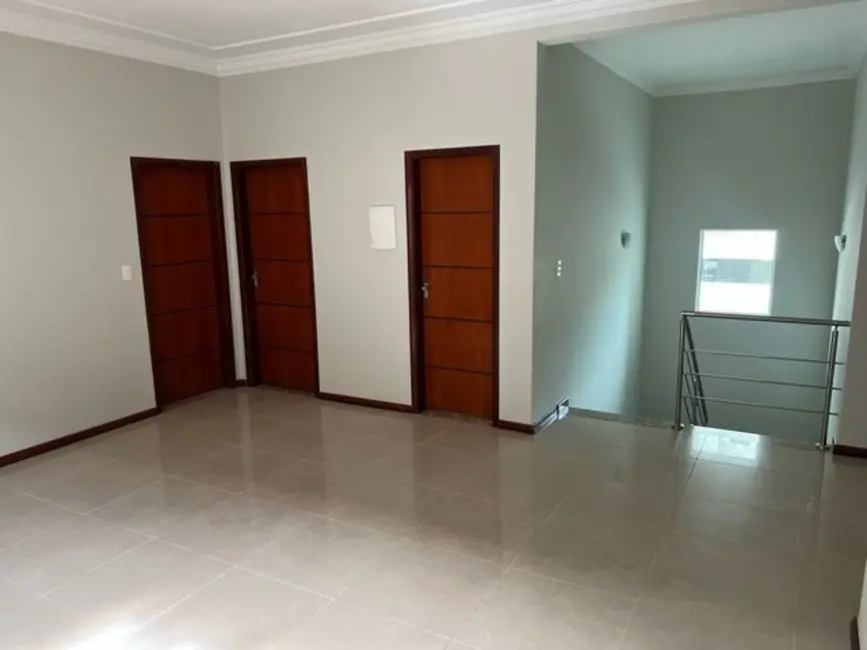 Foto 5 de Casa com 4 quartos à venda, 320m2 em Sao Jose Dos Campos - SP