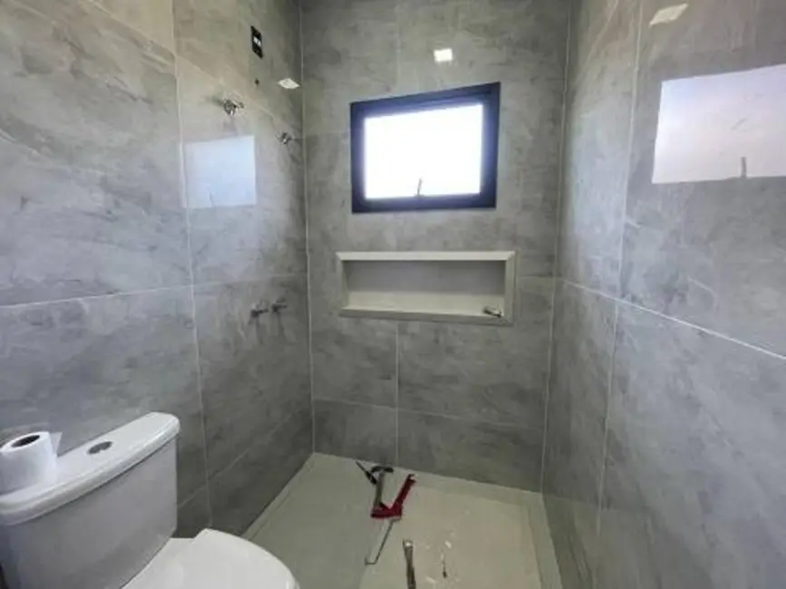 Foto 9 de Casa de Condomínio com 3 quartos à venda, 300m2 em Cacapava - SP