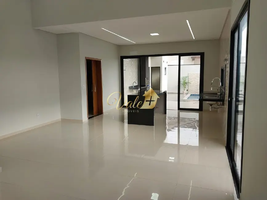 Foto 3 de Casa de Condomínio com 3 quartos à venda, 152m2 em Bairro do Grama, Cacapava - SP