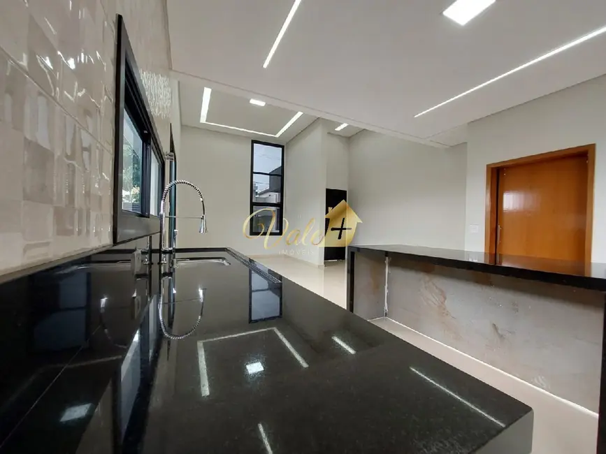 Foto 6 de Casa de Condomínio com 3 quartos à venda, 152m2 em Bairro do Grama, Cacapava - SP