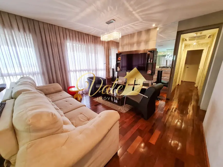 Apartamento com 3 quartos à venda, 157m2 em Sao Jose Dos Campos - SP - imagem 7 Foto 7 de Apartamento com 3 quartos à venda, 157m2 em Sao Jose Dos Campos - SP