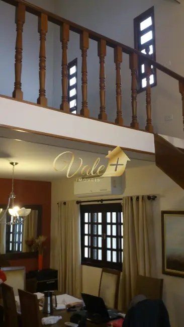 Foto 9 de Casa com 3 quartos à venda, 170m2 em Sao Jose Dos Campos - SP