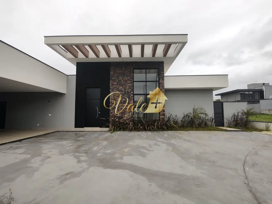 Foto 1 de Casa de Condomínio com 4 quartos à venda, 186m2 em Cacapava - SP